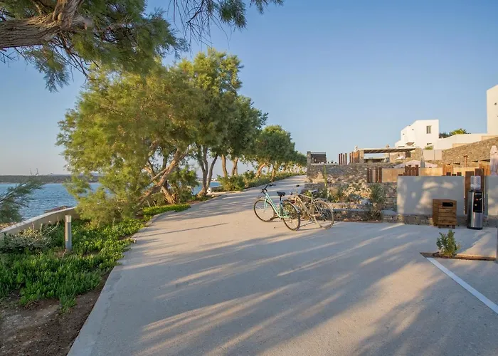 Paros Comfy 4* Naousa (Paros)