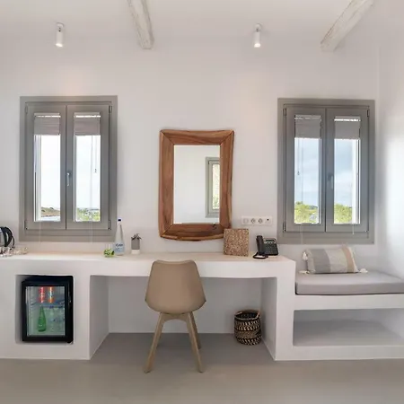 Paros Comfy 4*