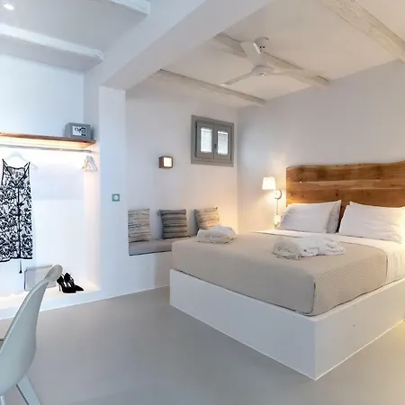 Paros Comfy 4* Naousa (Paros)